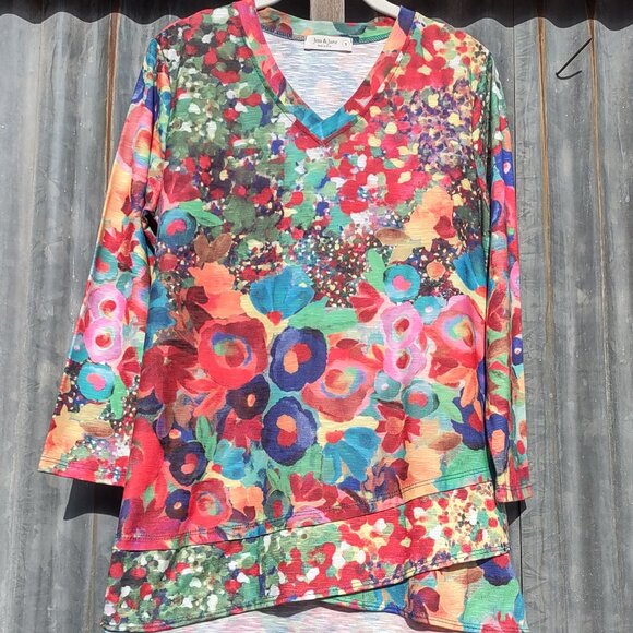 Jess and Jane Potpourri Floral Print Top Tulip Hem USA Boho Artsy Women's Small - Picture 4 of 8